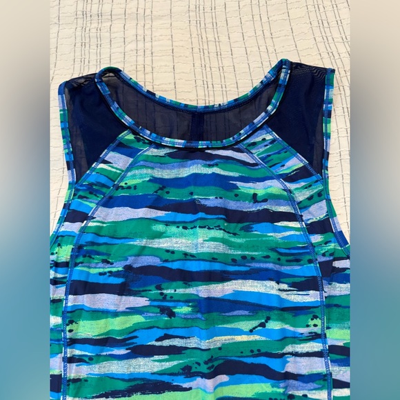 Lululemon tank top - Picture 2 of 4